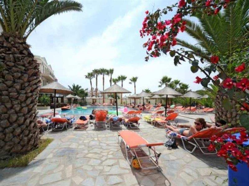 Argiri & Aparthotel 3*